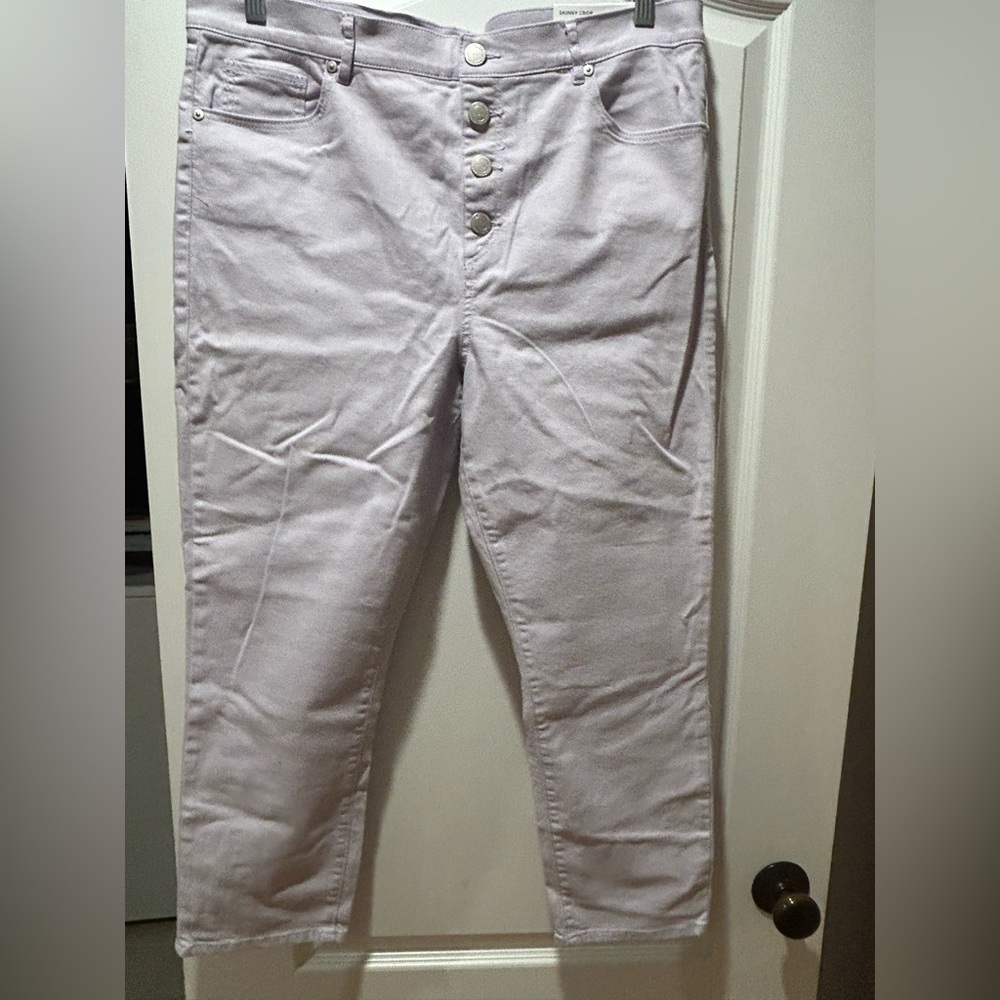 Skinny Crop Pants in Light purple